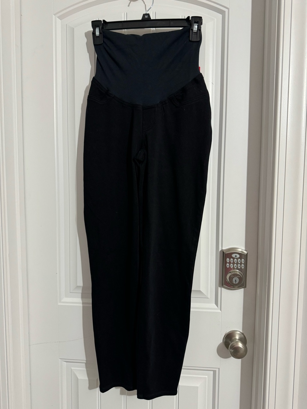 Great Spanx size M maternity black pull on jeggings new